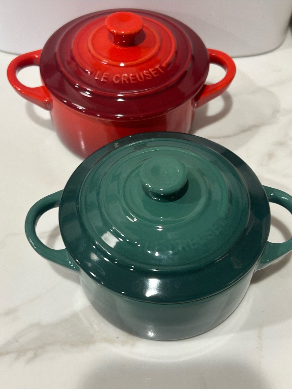 Le Creuset Red and Forest Green Mini Round Round Cocotte - Picture 4 of 7